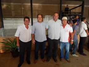 Prefeito Geraldo Santos e Vereadores prestigiam reinauguração do Recinto de Leilões Ouro Verde - Casa do Criador em Japira
