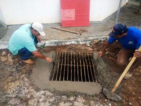 PREFEITURA DE JAPIRA REFORMA BOCAS DE LOBO POR TODA A CIDADE