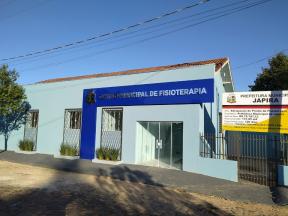 CENTRO MUNICIPAL DE FISIOTERAPIA - Reforma do prédio em fase de acabamento
