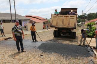 PREFEITO LAURO REFORMA AS LOMBADAS E ACABA COM POLÊMICA!!!
